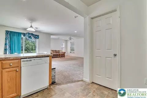 127 Sciota Garden Rd, Sciota, PA 18354 photo 22