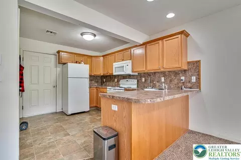 127 Sciota Garden Rd, Sciota, PA 18354 photo 17