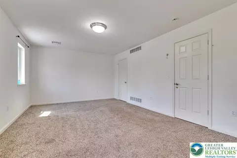 127 Sciota Garden Rd, Sciota, PA 18354 photo 31