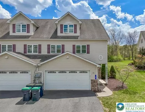 127 Sciota Garden Rd, Sciota, PA 18354 photo 4