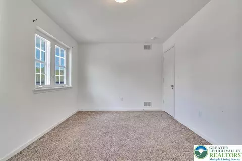 127 Sciota Garden Rd, Sciota, PA 18354 photo 28