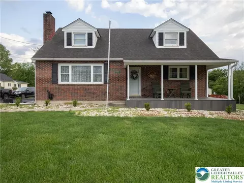 1700 Arndt Rd, Forks Twp, PA 18040
