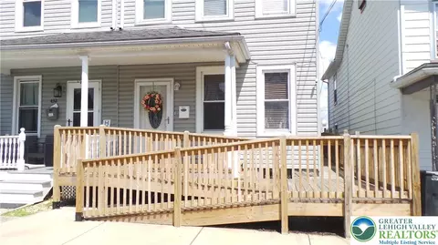 434 S 19th St, Easton, PA 18042