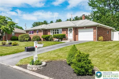 929 Webster Ave, Allentown, PA 18103
