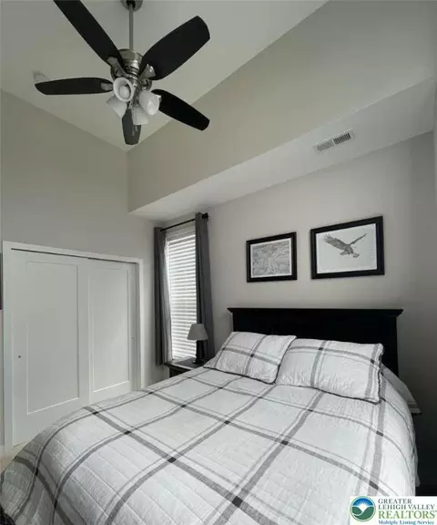 Bedroom - 6907 Cedar Dr, Bath, PA 18014 photo 2 of 4