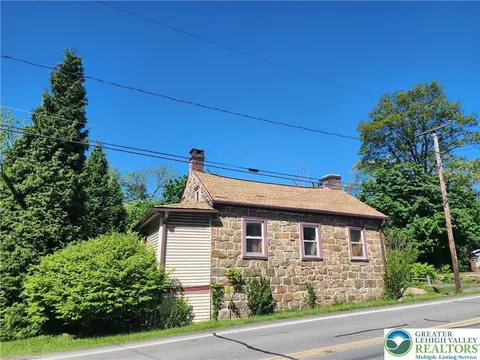 3960 Forest Inn, Aquashicola, PA 18012