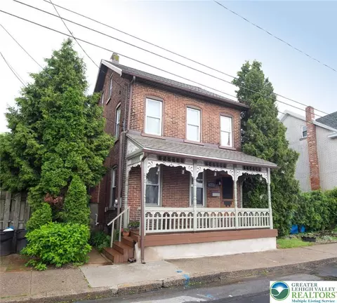 560 Jubilee St, Emmaus, PA 18049