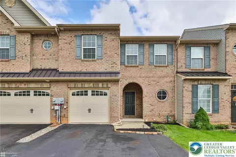 4489 Bellflower Way, Allentown, PA 18104