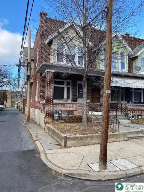 1043 W Green St, Allentown, PA 18102