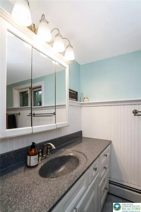 707 Alpha Rd, Wind Gap, PA 18091 photo 28