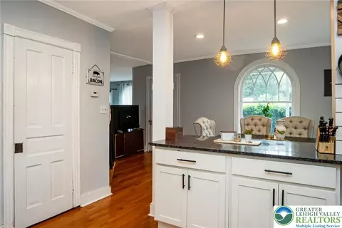 707 Alpha Rd, Wind Gap, PA 18091 photo 13