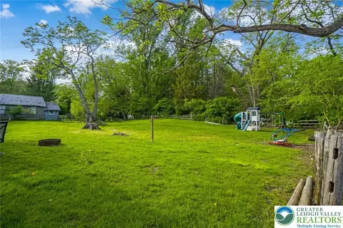 707 Alpha Rd, Wind Gap, PA 18091 photo 32