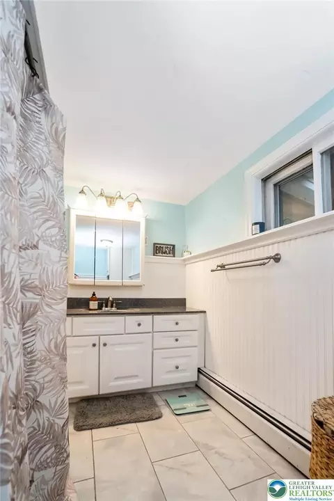707 Alpha Rd, Wind Gap, PA 18091 photo 30
