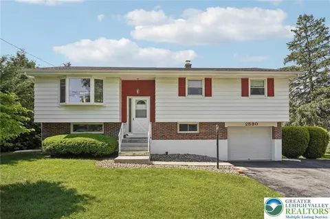 2530 27th St SW, Allentown, PA 18103