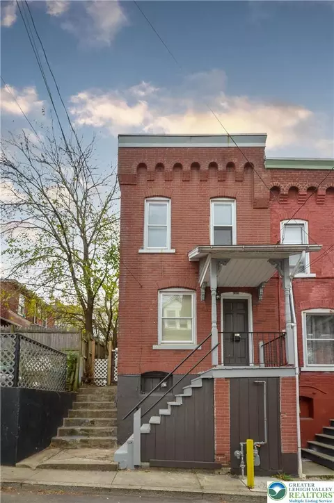 932 Mechanic St, Bethlehem, PA 18015