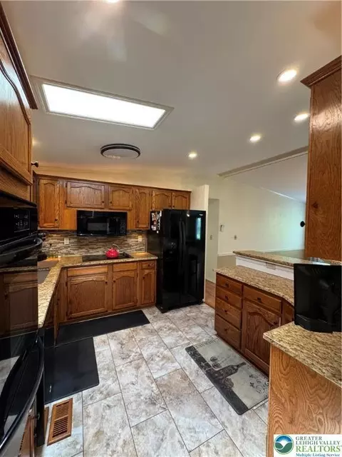 18 Springridge Rd, Bath, PA 18014 photo 15