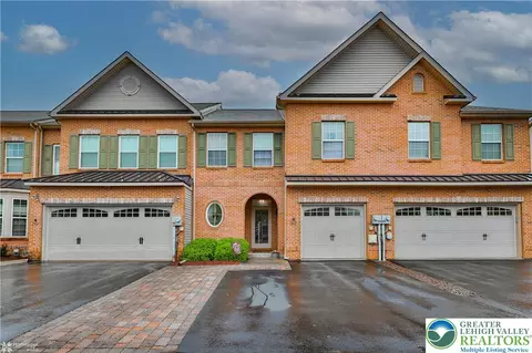 262 Blue Sage Dr, Allentown, PA 18104
