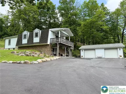 1076 Five Points-richmond Rd, Bangor, PA 18013