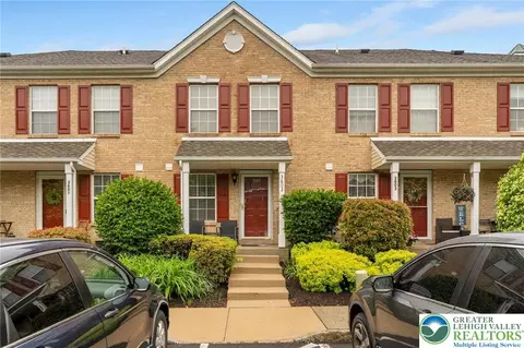 3602 Nancy Ward Cir #23, Doylestown, PA 18902