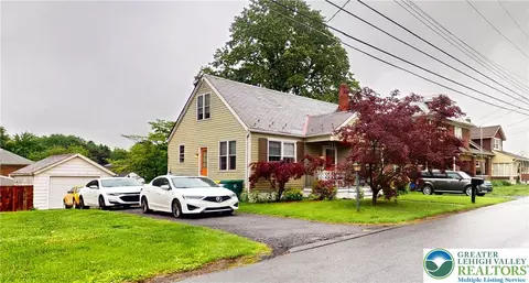 2711 John St, Easton, PA 18045