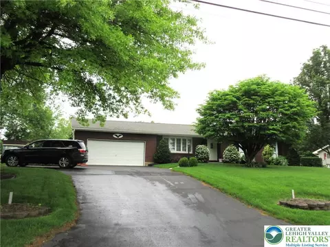 4596 Steuben, Bethlehem, PA 18020