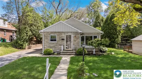 2646 W Walnut St, Allentown, PA 18104