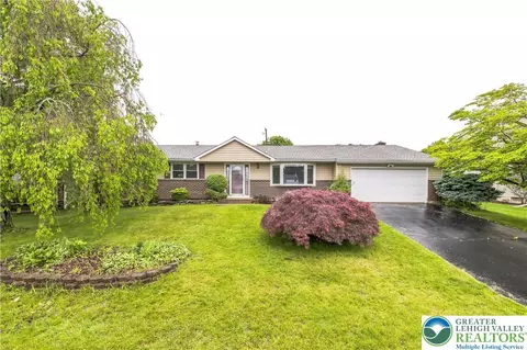 7557 Violet Cir, Macungie, PA 18062