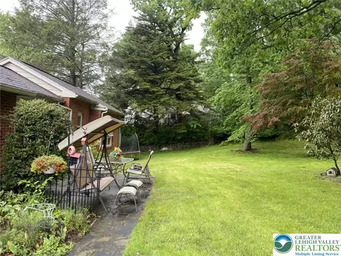 Exterior - 3516 Pine Ave, Reading, PA 19606 photo 2 of 4