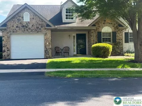 1500 Harvest Dr W, Forks Twp, PA 18040