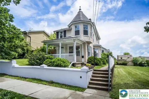 1624 Maple St, Bethlehem, PA 18017