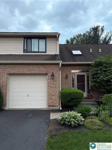 3511 Canterbury Ct, Bethlehem, PA 18020
