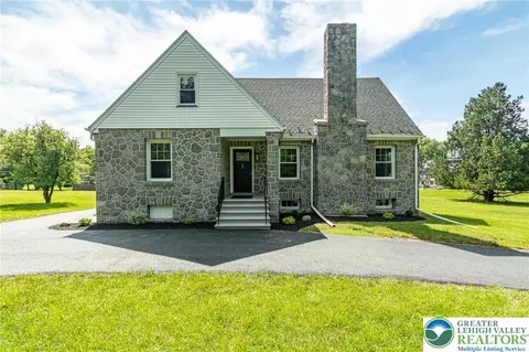 1418 Richmond Rd, Forks Twp, PA 18040