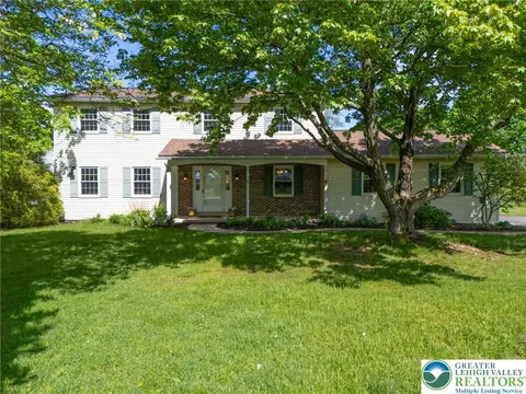 6105 Schaller Ct, Germansville, PA 18053