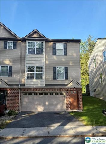 519 Lehigh Gap St, Walnutport, PA 18088