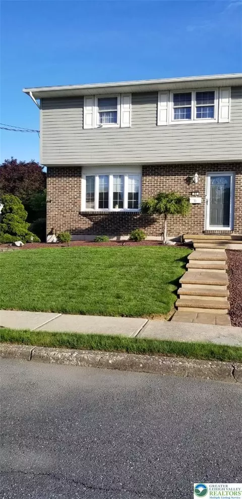 86 W 26th St, Northampton, PA 18067
