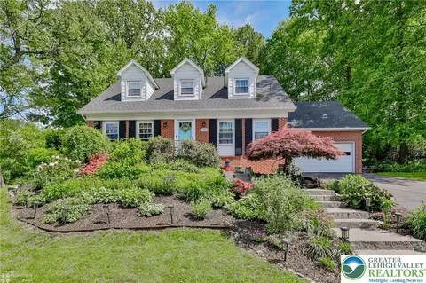 113 S Fairview St, Macungie, PA 18062