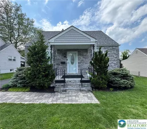 432 Willow Rd, Hellertown, PA 18055