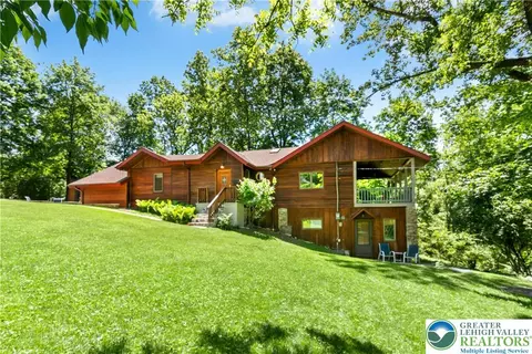 2222 Main St, Bethlehem, PA 18017