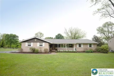4614 Vera Cruz Rd, Center Valley, PA 18034