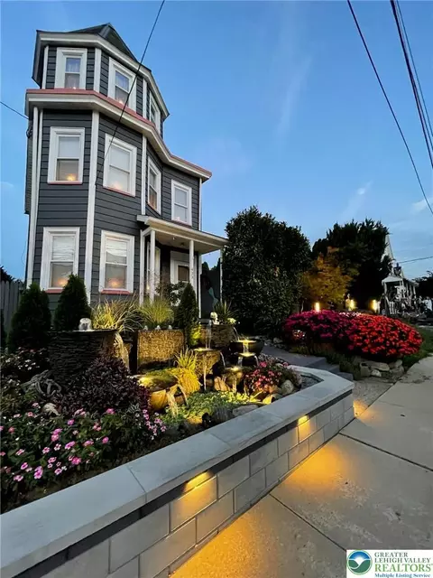 433 S 19th St, Easton, PA 18042
