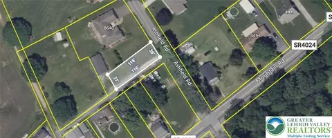 8624 Ashfield Rd, Washington Twp, PA 18080