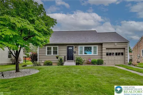 3009 Cornwall Rd, Bethlehem, PA 18017