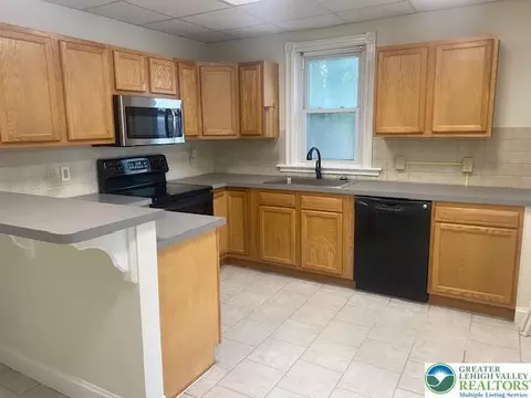 412 E Goepp St, Bethlehem, PA 18018 photo 4