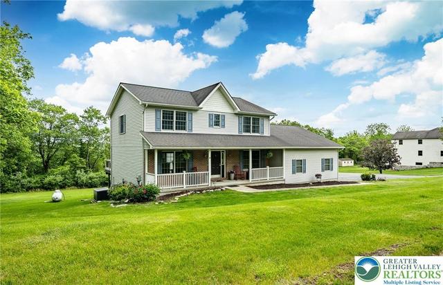 174 Greentree Dr, Bangor, PA 18013