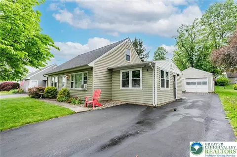 1230 Whitehall Ave, Easton, PA 18045