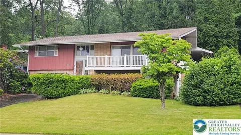 1426 Church St, Fountain Hill, PA 18015