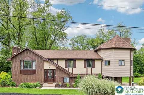 2653 Riegel St, Bethlehem, PA 18020