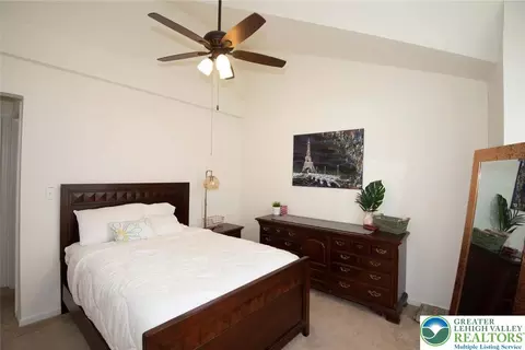 124 Founders Ct, Bethlehem, PA 18020 photo 19