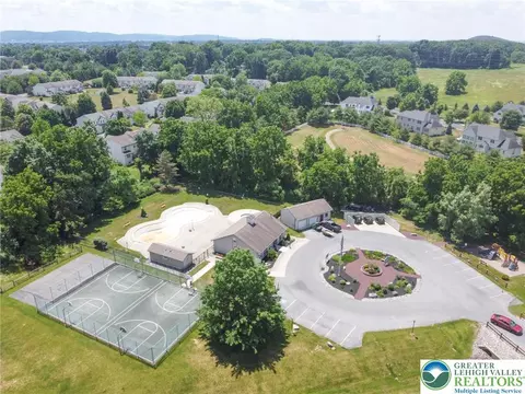 124 Founders Ct, Bethlehem, PA 18020 photo 36