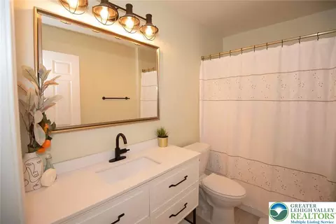 124 Founders Ct, Bethlehem, PA 18020 photo 21